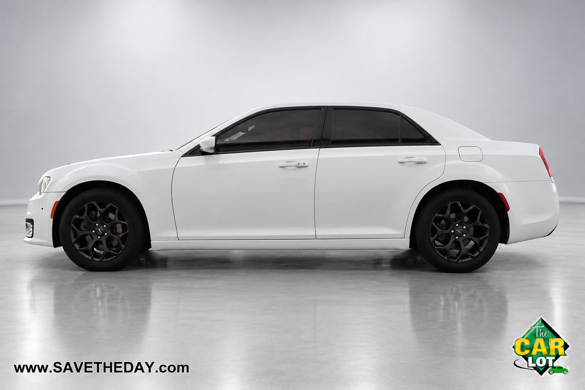 Used 2020 Chrysler 300 S w/ 300S Premium Group AWD/4WD image 5