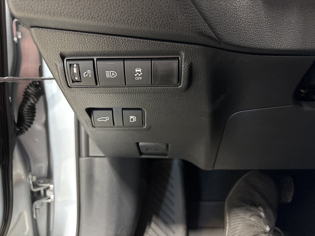 New 2026 Toyota Corolla Cross AWD Hybrid image 18