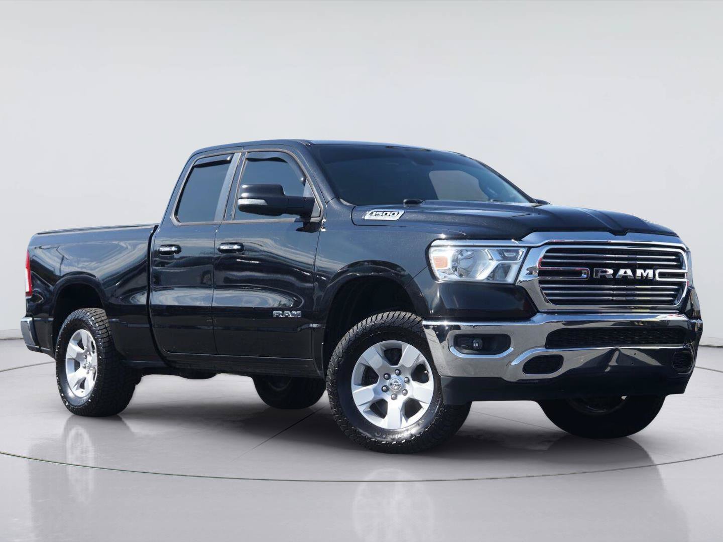 Used 2019 RAM 1500 Big Horn AWD/4WD image 2