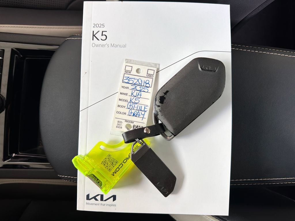 Used 2025 Kia K5 GT-Line image 34