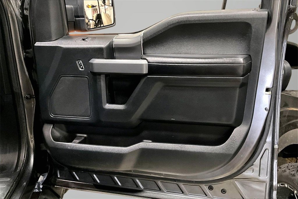 Used 2016 Ford F150 XLT w/ Equipment Group 301A Mid image 27