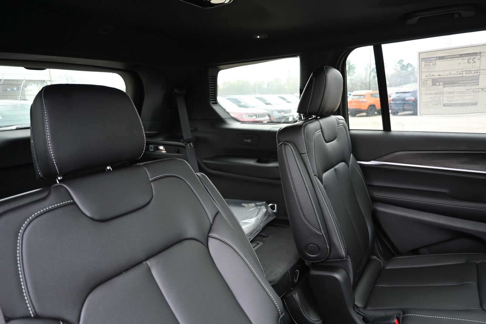 New 2026 Jeep Grand Cherokee L Limited image 24