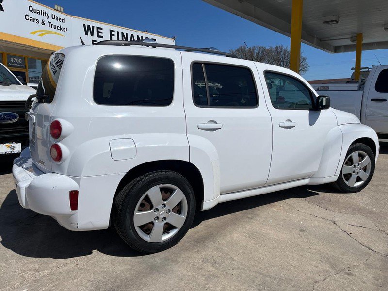 Used 2011 Chevrolet HHR LS FWD image 4