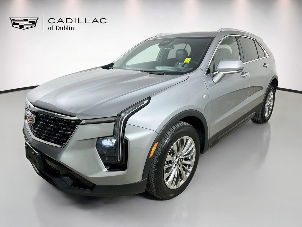 Used 2024 Cadillac XT4 Premium Luxury FWD image 1