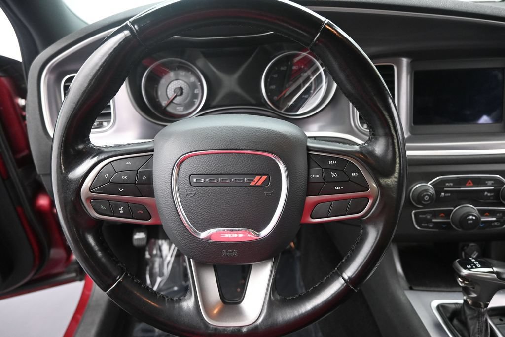 Used 2020 Dodge Charger SXT w/ Leather Interior Group RWD image 21