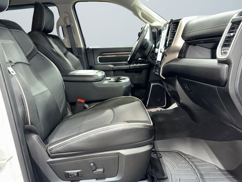 Used 2023 RAM 3500 Laramie image 15