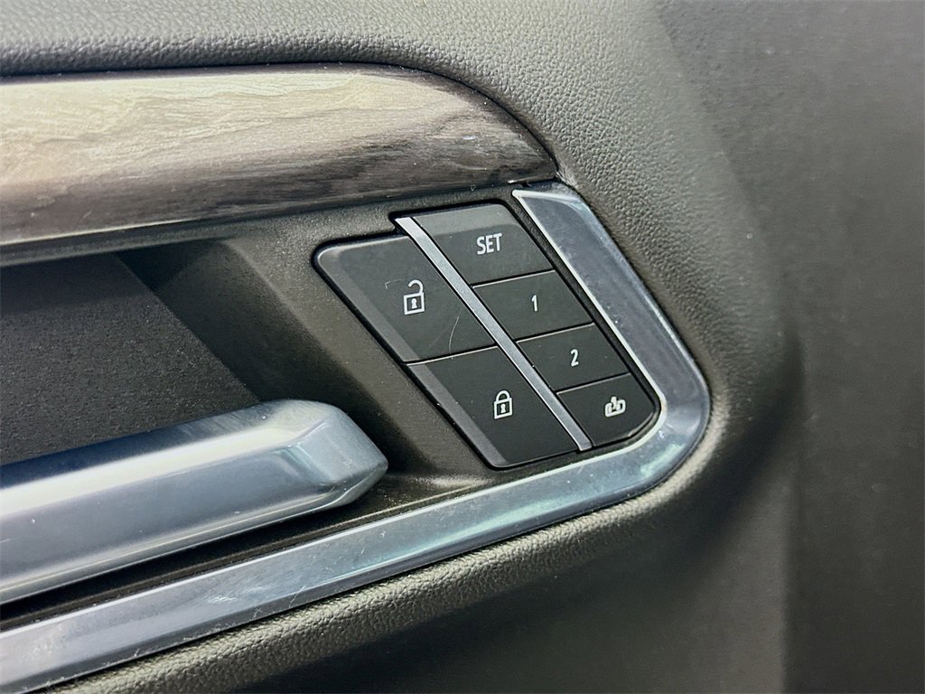 Used 2024 Chevrolet Silverado 1500 LTZ w/ LTZ Premium Package image 17