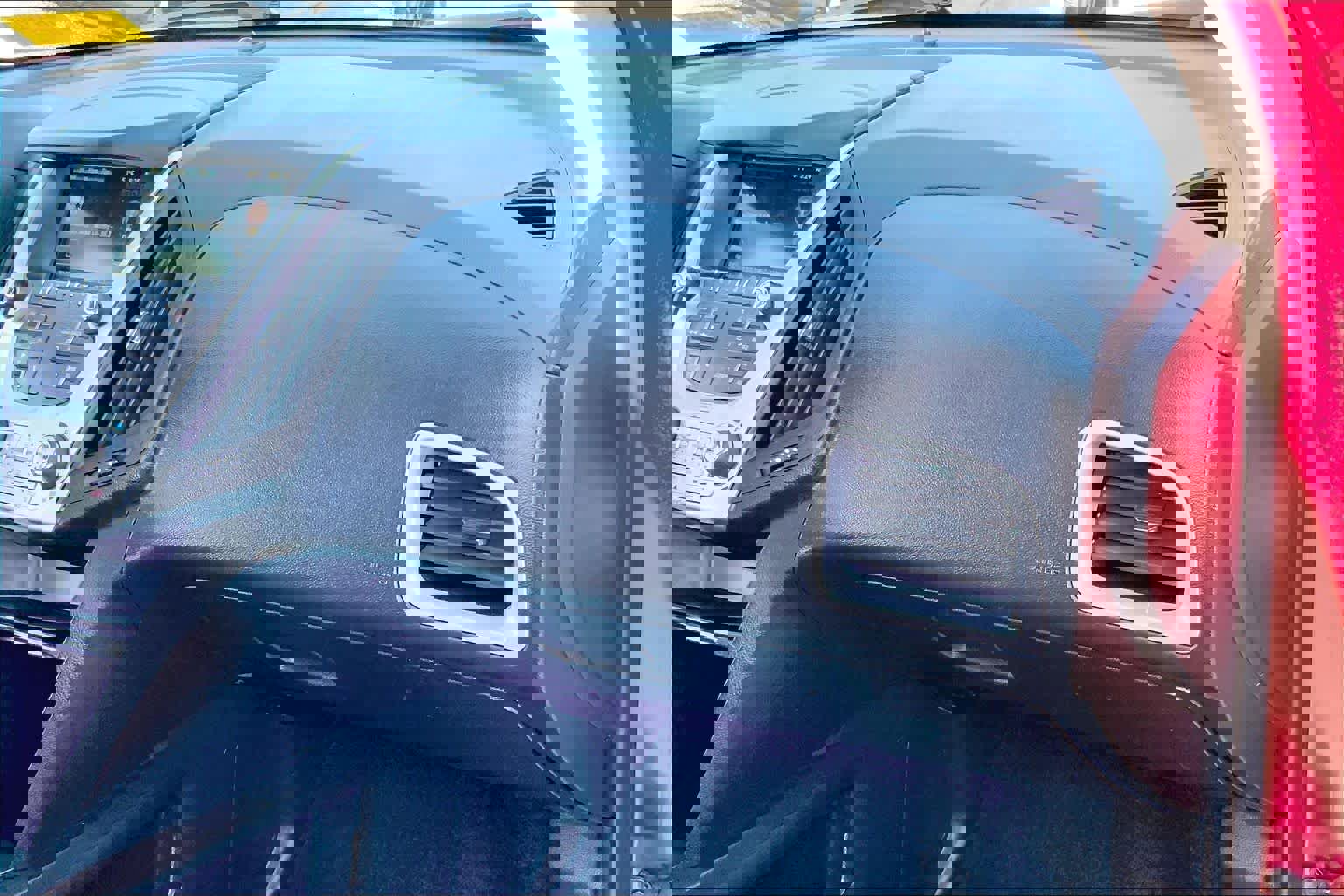 Used 2017 Chevrolet Equinox LT w/ Convenience Package image 16