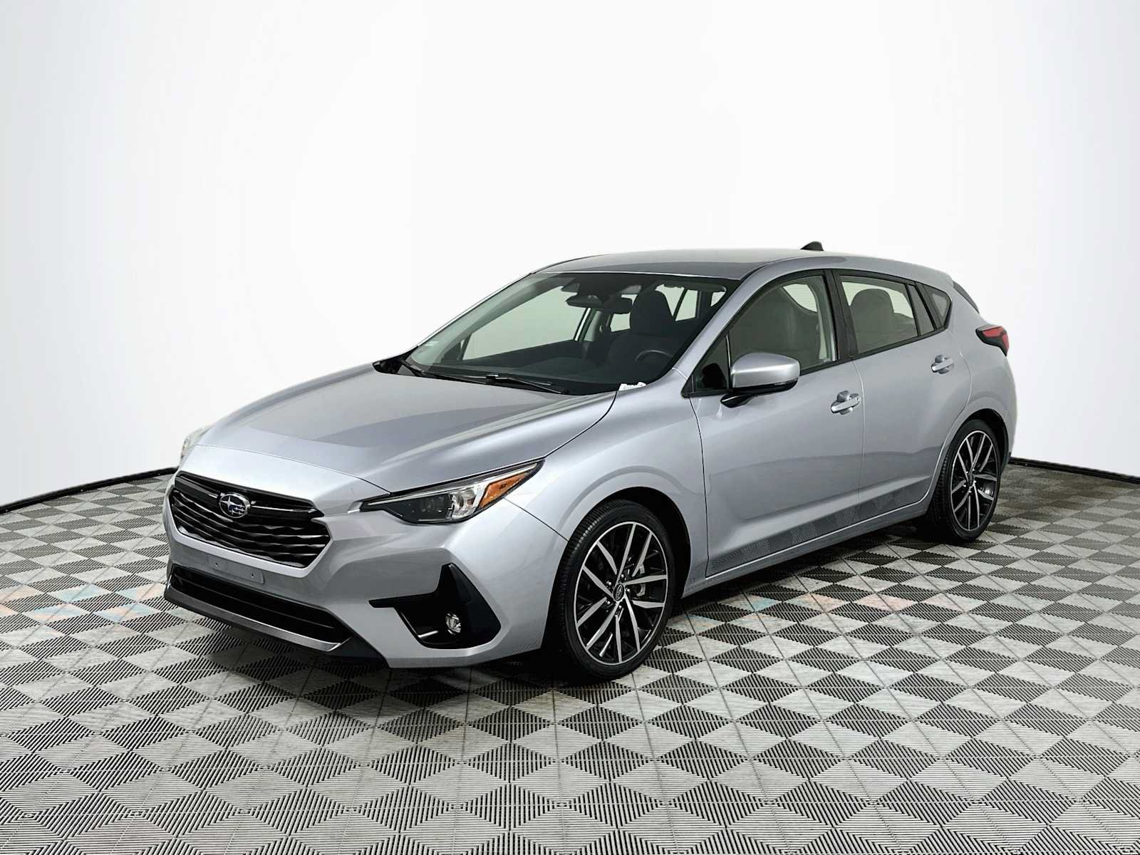 Certified 2024 Subaru Impreza 2.0i Sport AWD/4WD image 3