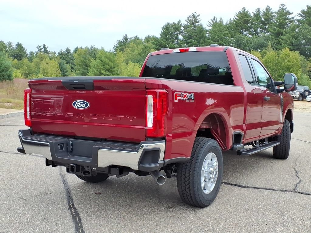 New 2027 Ford F350 XLT w/ FX4 Off-Road Package AWD/4WD image 4