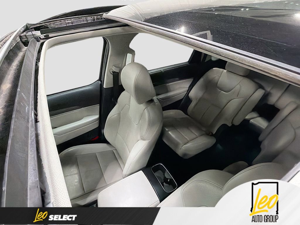 Used 2022 Kia Telluride EX w/ EX Premium Package AWD/4WD image 23
