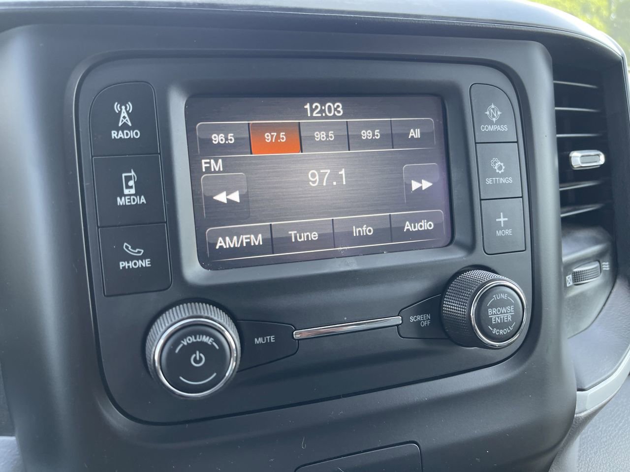 Used 2022 RAM 1500 Big Horn image 7