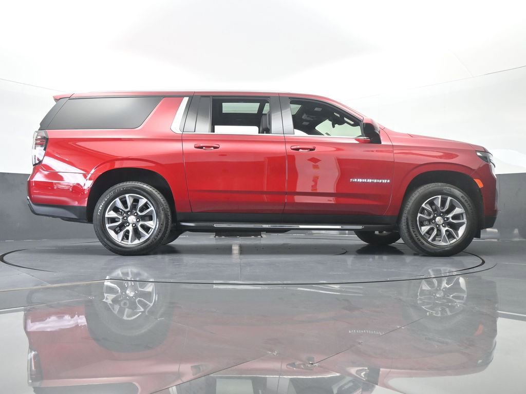Used 2024 Chevrolet Suburban LT image 66