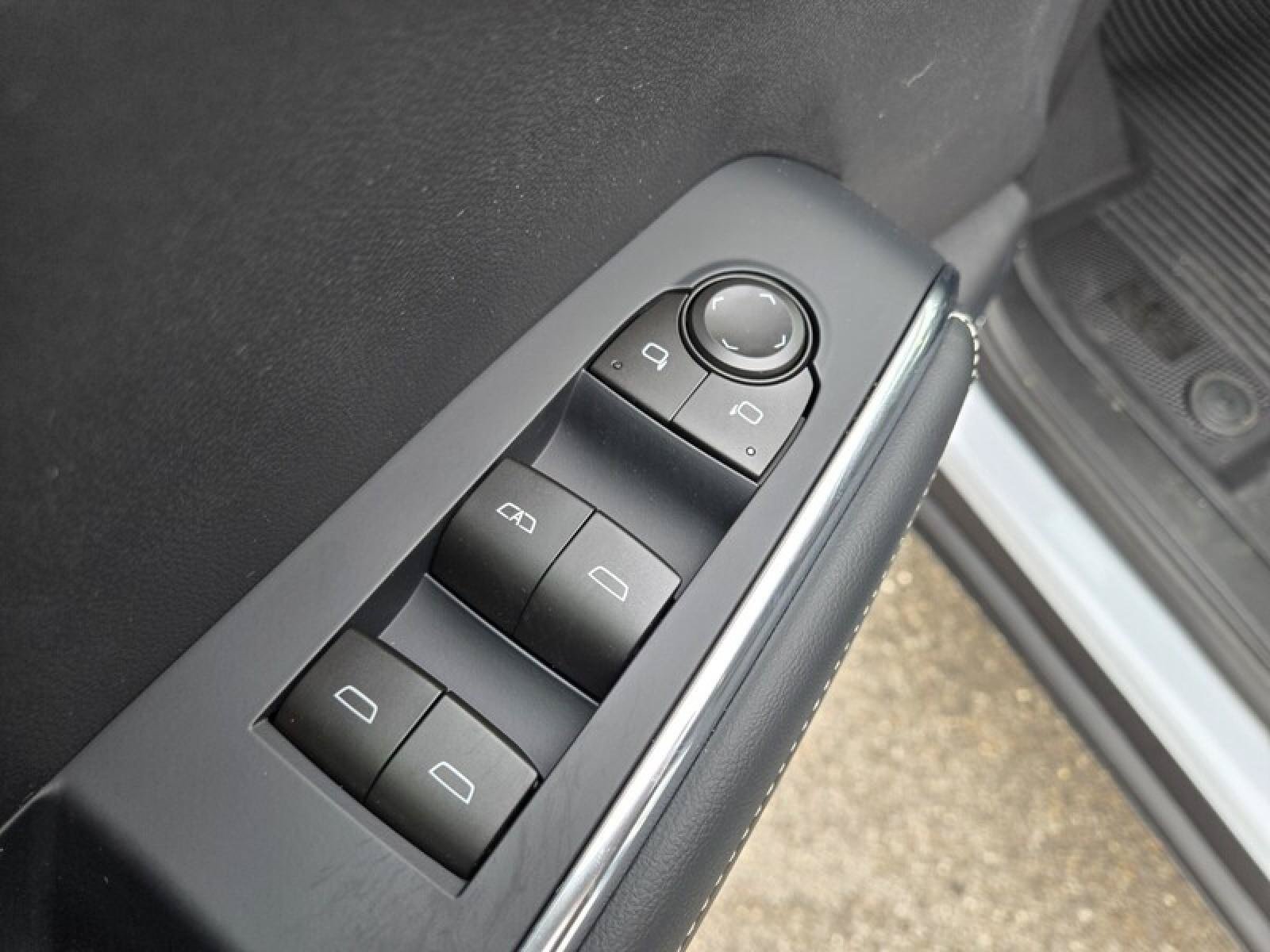 New 2026 GMC Acadia Elevation w/ Black Edition FWD image 23