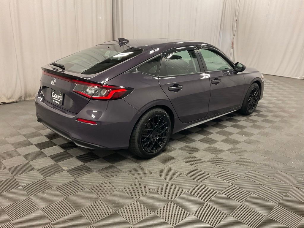 Used 2022 Honda Civic EX-L image 2