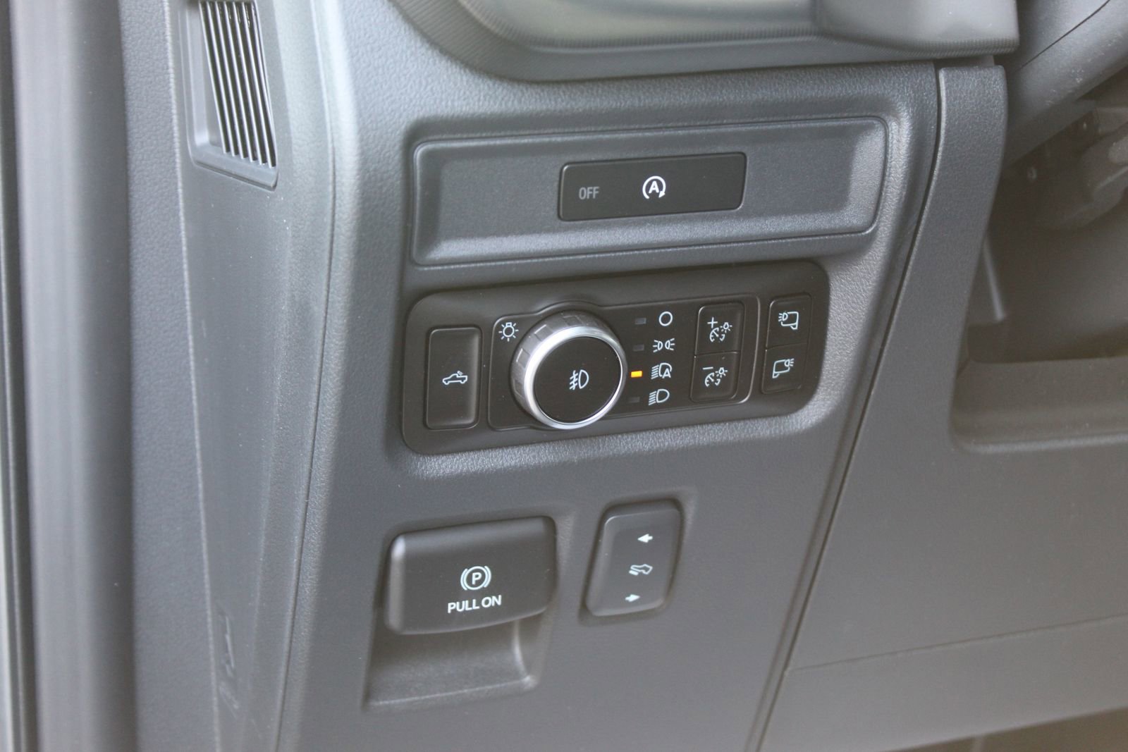 New 2025 Ford F150 Lariat w/ Equipment Group 501A Mid image 29