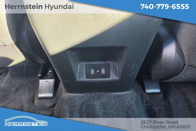 Used 2025 Hyundai Tucson SE AWD/4WD image 23