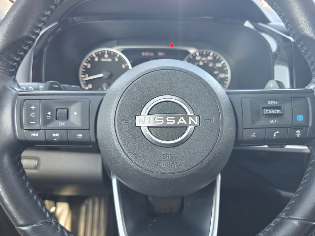 Used 2024 Nissan Pathfinder SV FWD image 34