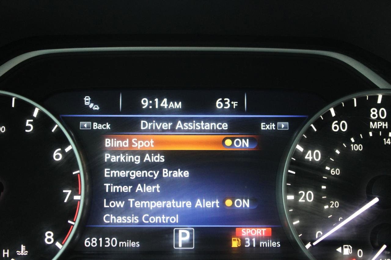 Used 2017 Nissan Maxima SR w/ Midnight Edition FWD image 26