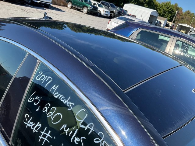 Used 2017 Mercedes-Benz CLA 250 4MATIC image 8