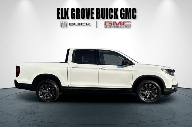 Used 2023 Honda Ridgeline Sport image 3
