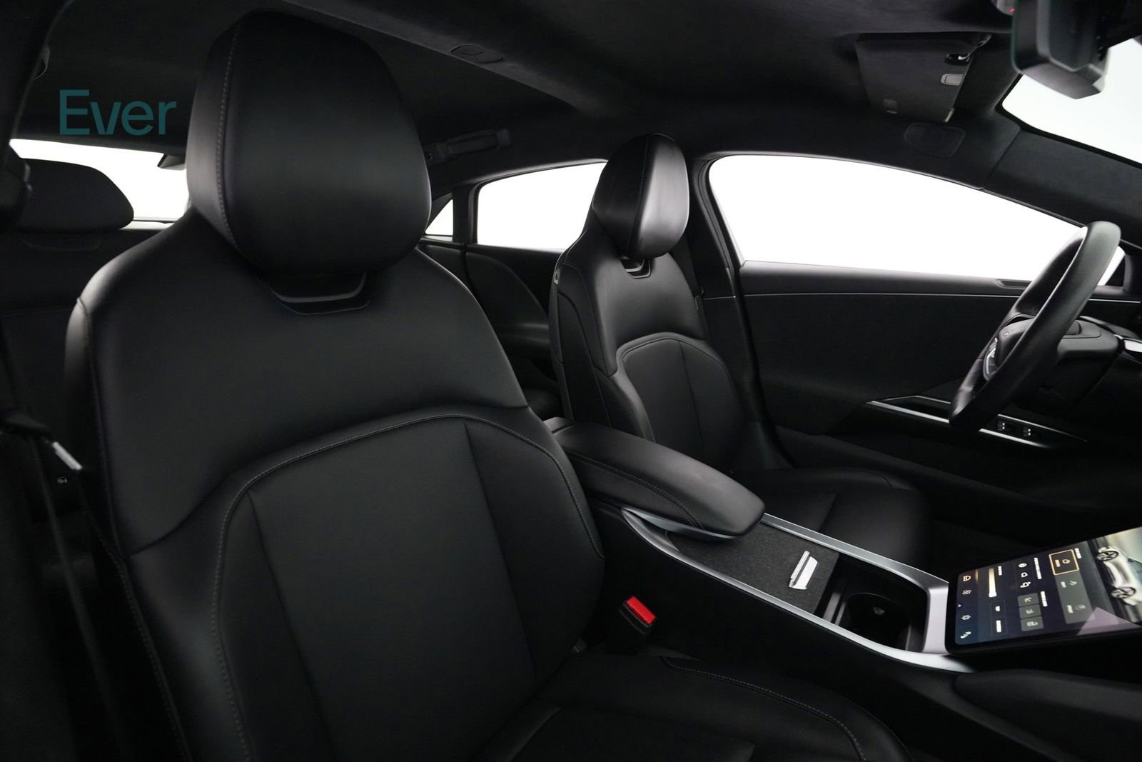 Used 2023 Lucid Air Pure RWD image 23