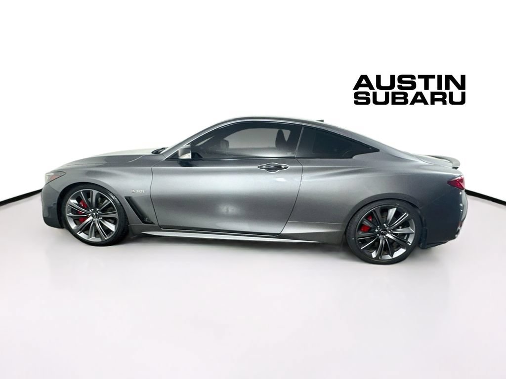 Used 2017 INFINITI Q60 Red Sport 400 AWD/4WD image 4