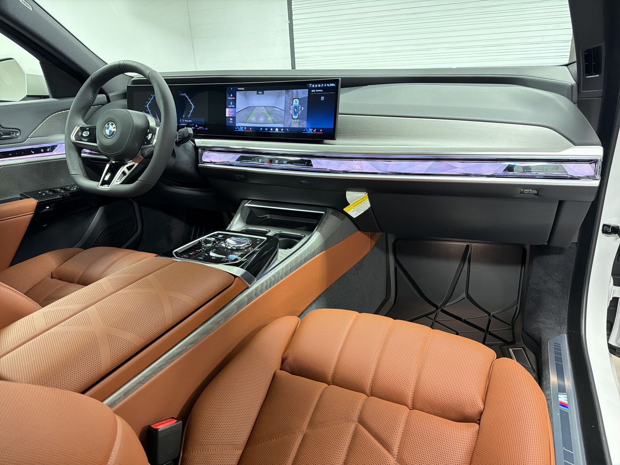 Used 2026 BMW 740i w/ Premium Package RWD image 28