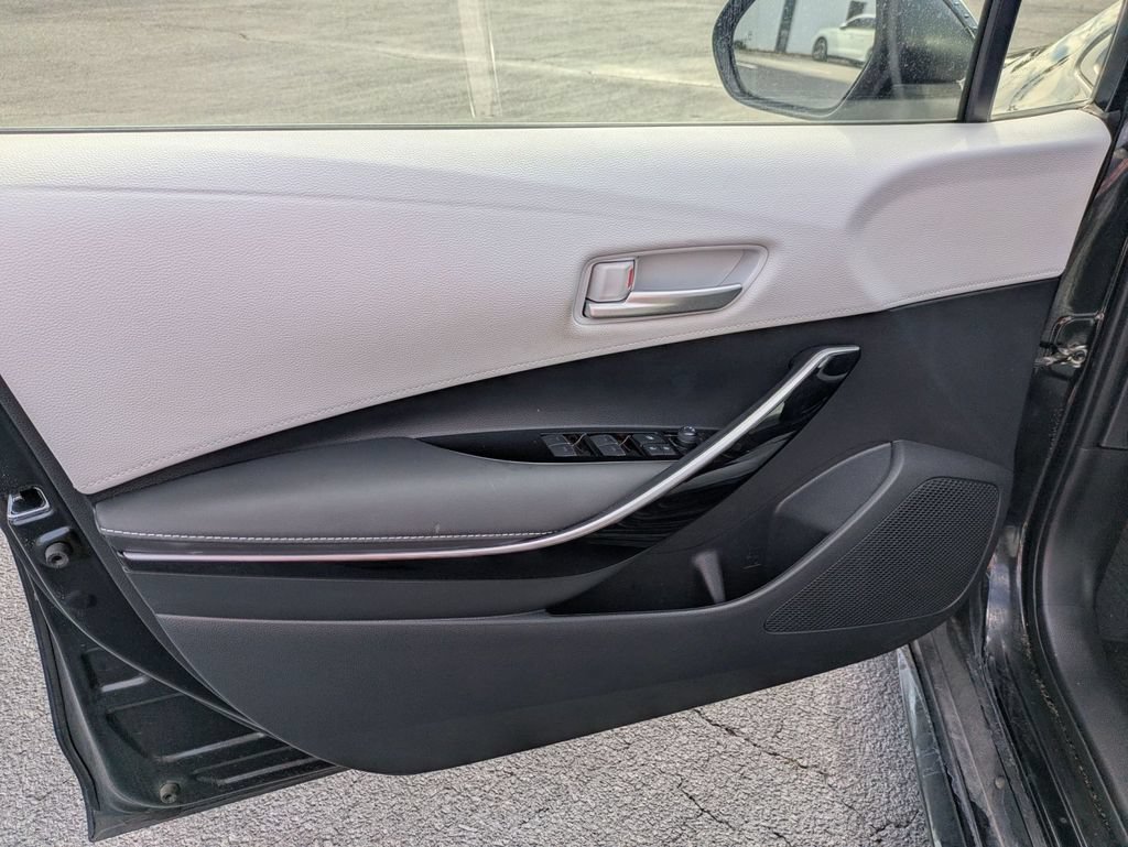 Used 2024 Toyota Corolla XSE FWD image 12