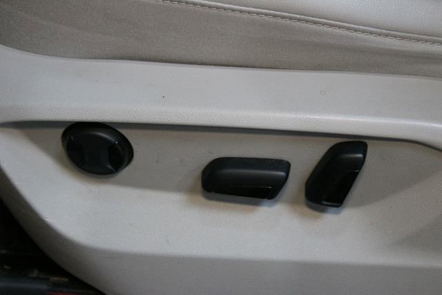 Used 2018 Volkswagen Atlas SE FWD image 22