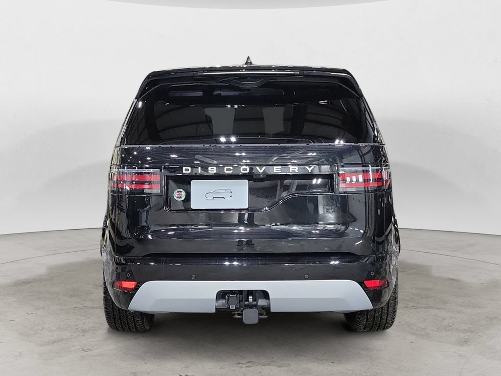 New 2026 Land Rover Discovery Limited Edition image 4