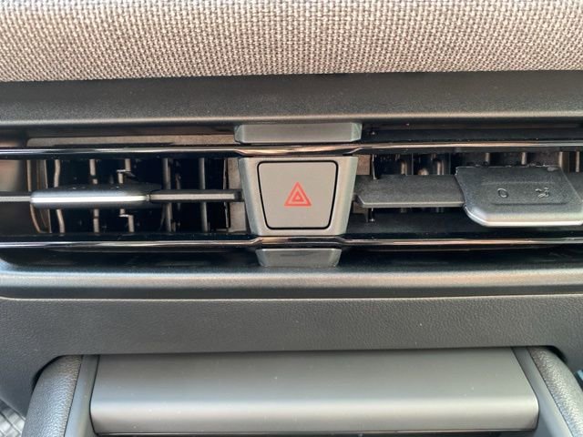 Used 2025 Volkswagen Tiguan S AWD/4WD image 30