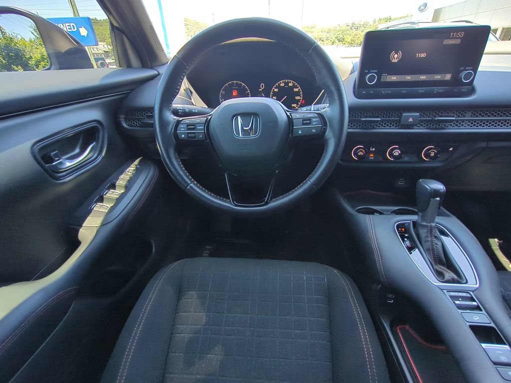 Used 2024 Honda HR-V Sport image 18