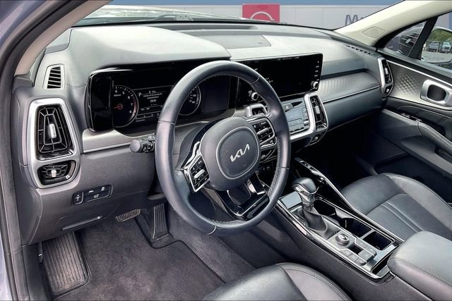 Used 2022 Kia Sorento SX AWD/4WD image 17