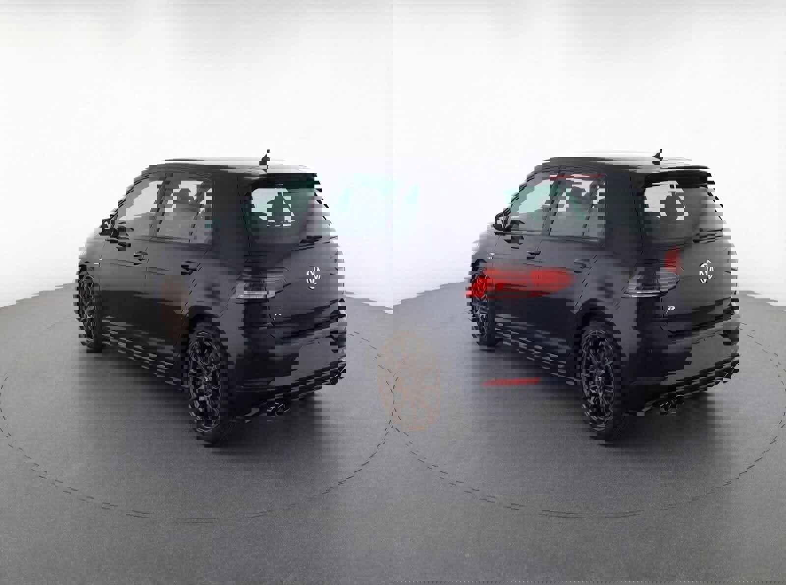 Used 2019 Volkswagen Golf R 4-Door image 7