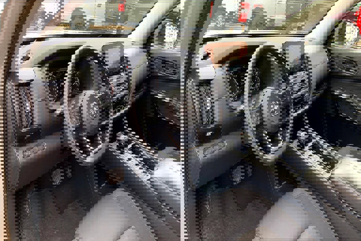 Used 2023 Nissan Pathfinder S FWD image 17