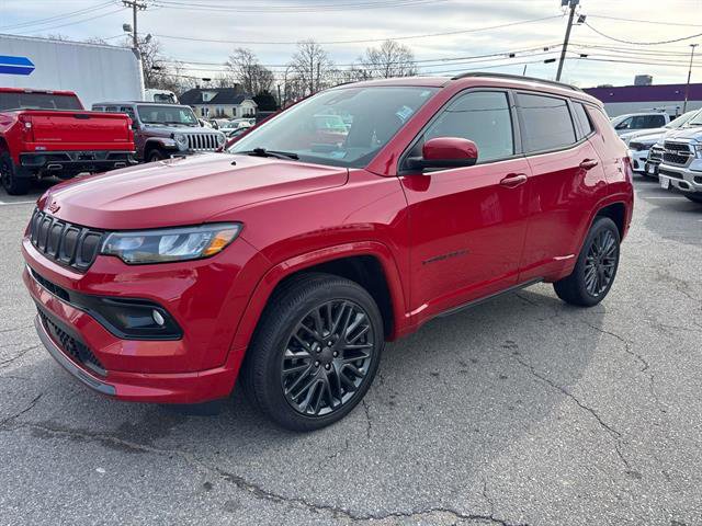 Certified 2022 Jeep Compass Limited image 5