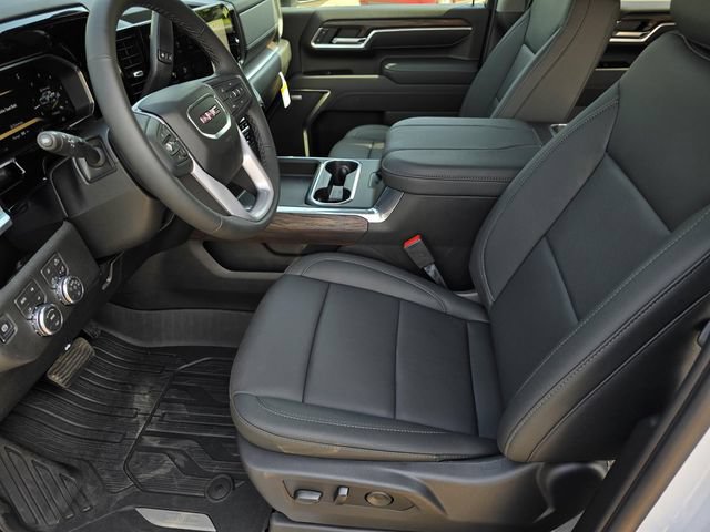 New 2026 GMC Sierra 3500 SLT w/ SLT Premium Package AWD/4WD image 15