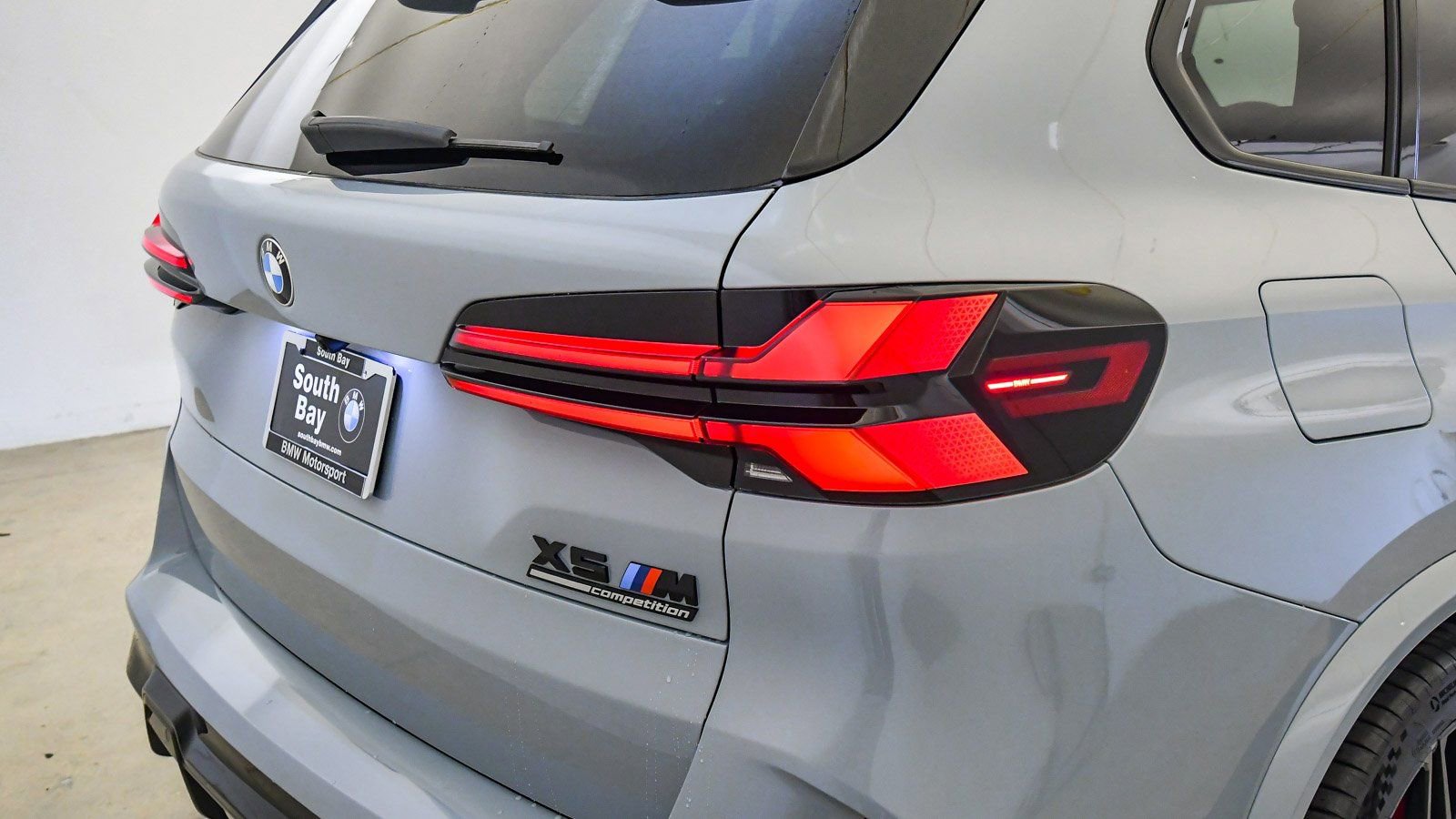 New 2026 BMW X5 M Competition w/ Executive Package image 18