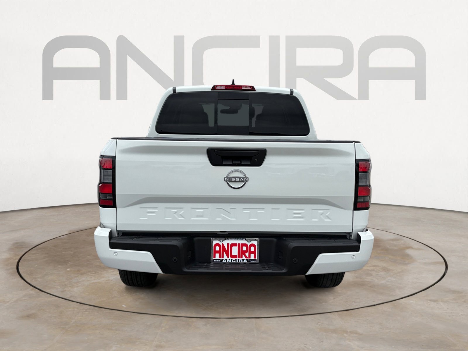 Used 2025 Nissan Frontier SV RWD image 9