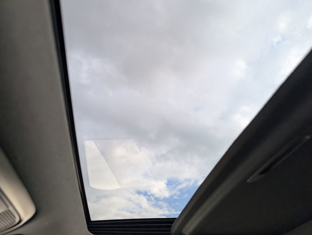 New 2025 Lexus LX 700h Luxury image 18