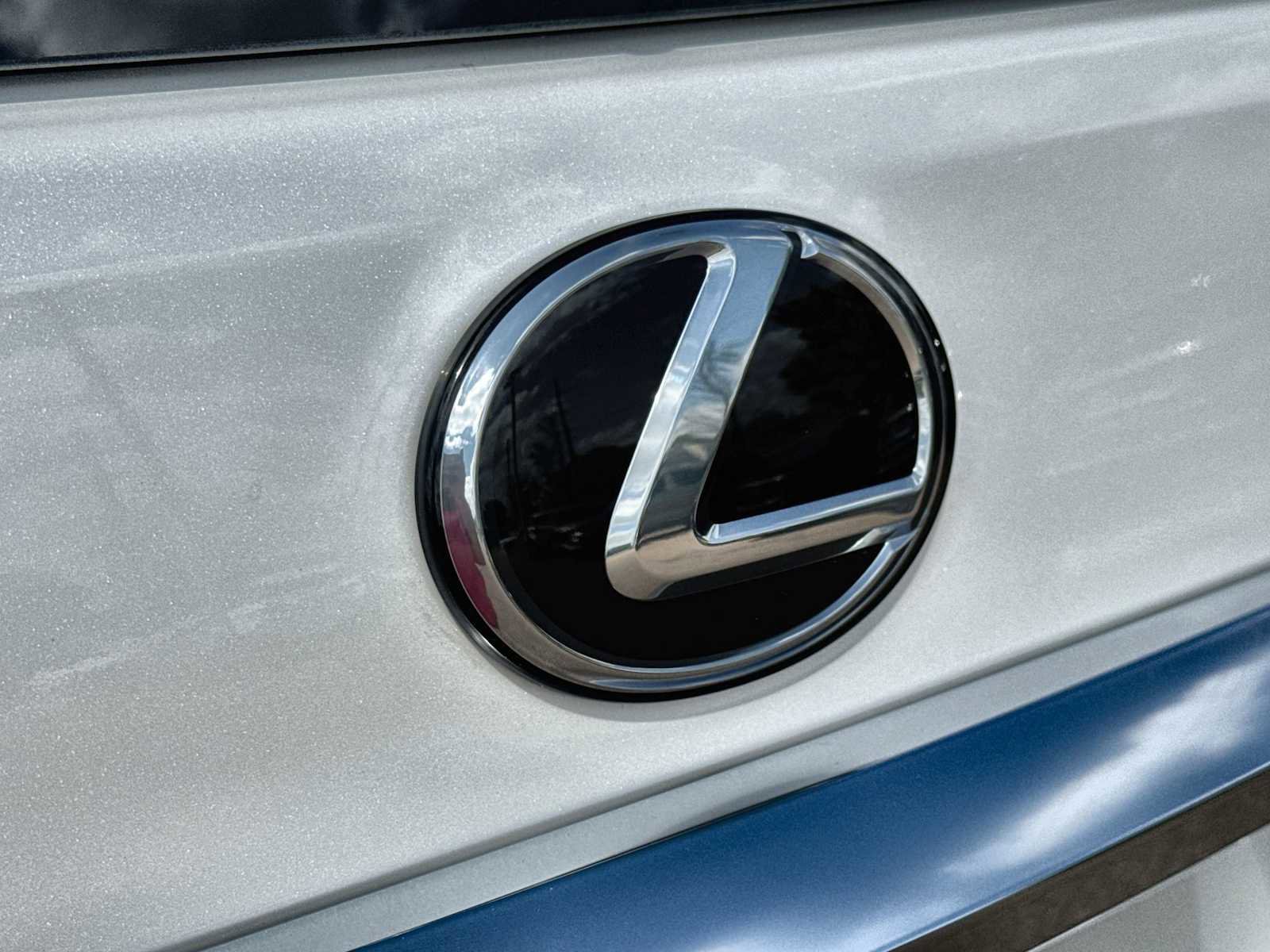 Used 2023 Lexus GX 460 Premium w/ Premium Package image 16