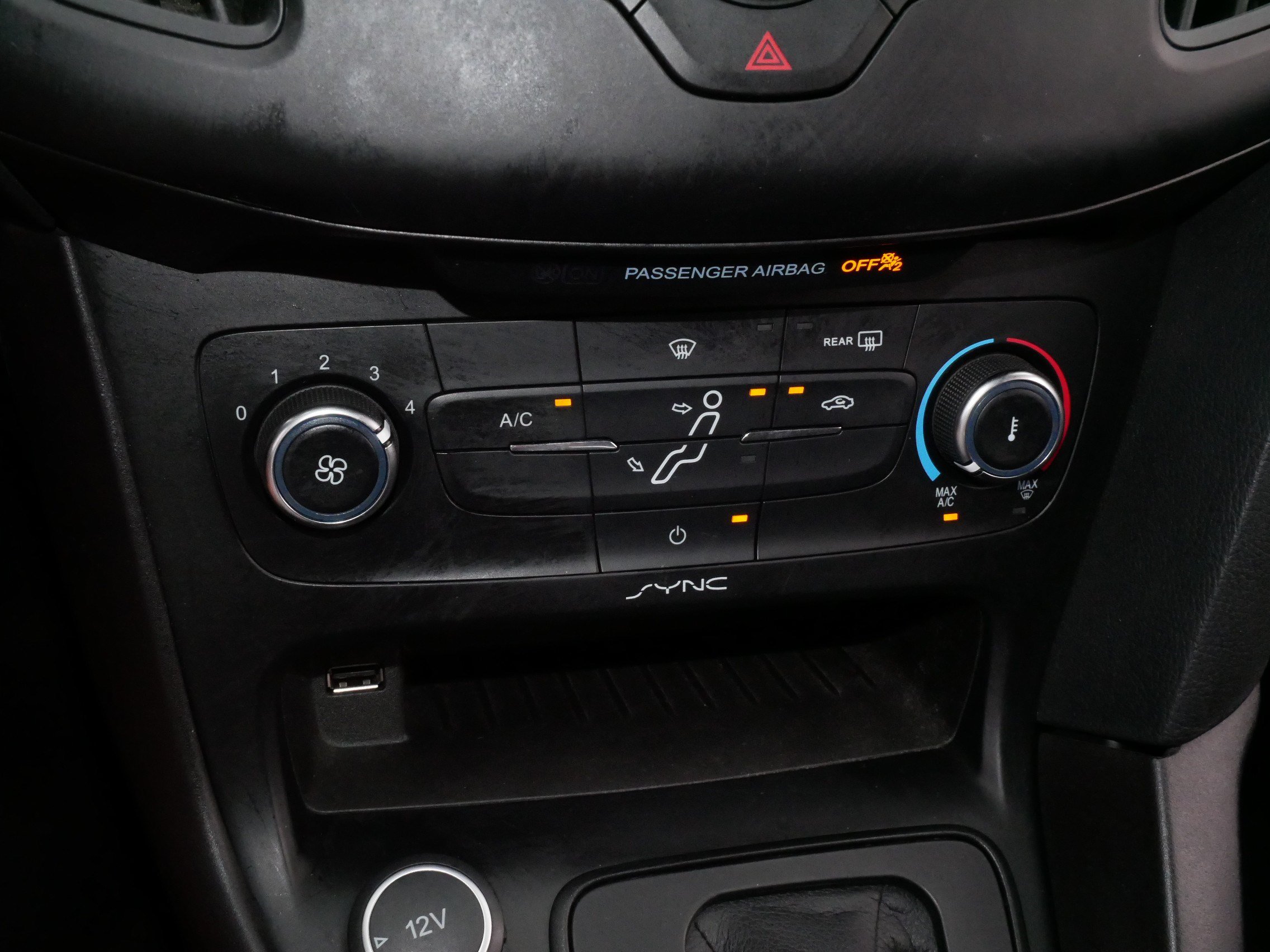 Used 2016 Ford Focus SE FWD image 23