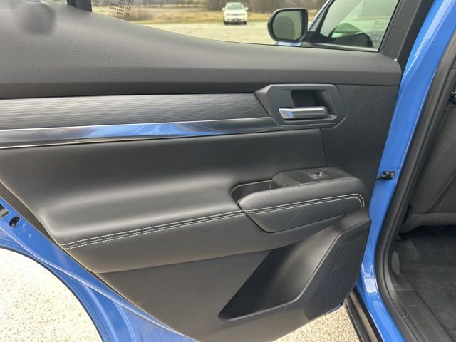 Used 2025 GMC Terrain Elevation image 48