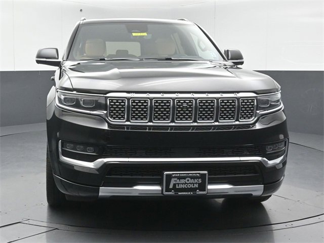 Used 2023 Jeep Grand Wagoneer Series III image 2