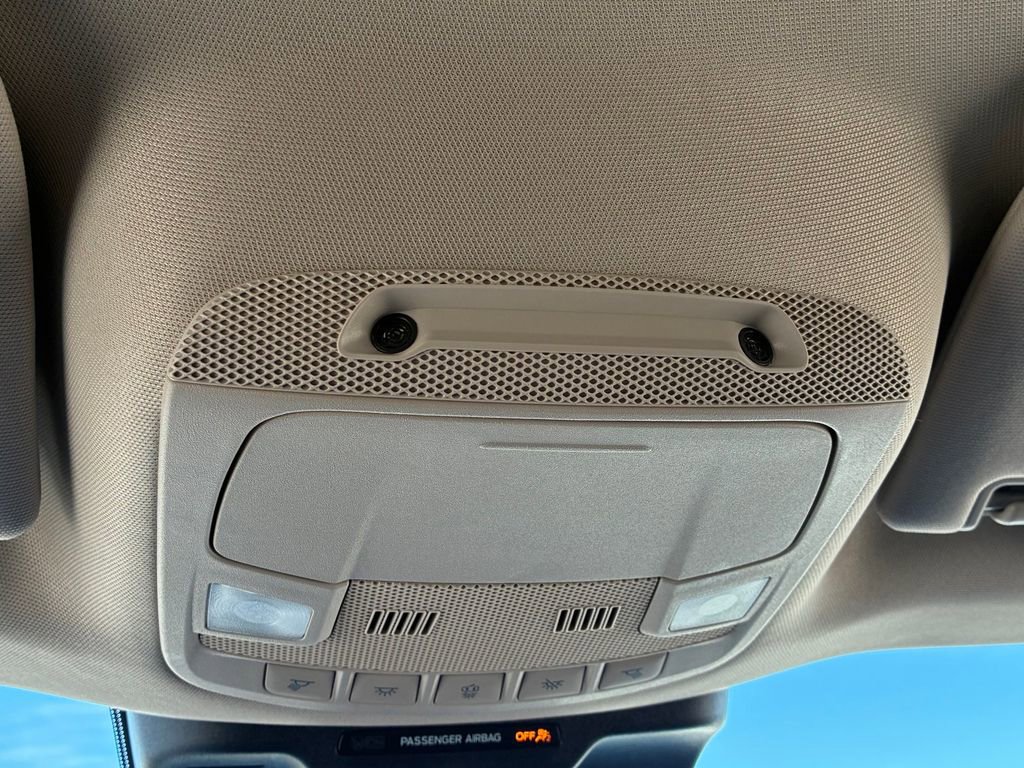 Used 2024 Ford Expedition XLT image 27