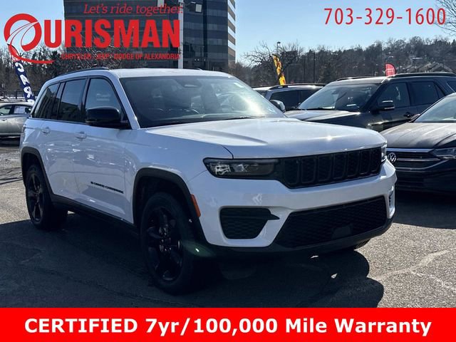 Certified 2023 Jeep Grand Cherokee Altitude image 1