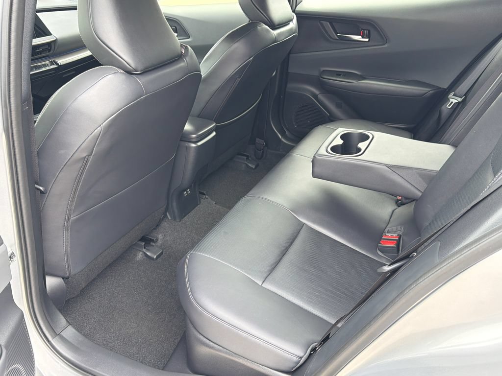 Used 2024 Toyota Prius XLE AWD/4WD image 16