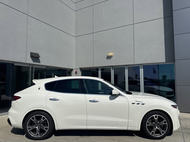 Certified 2022 Maserati Levante Modena image 9