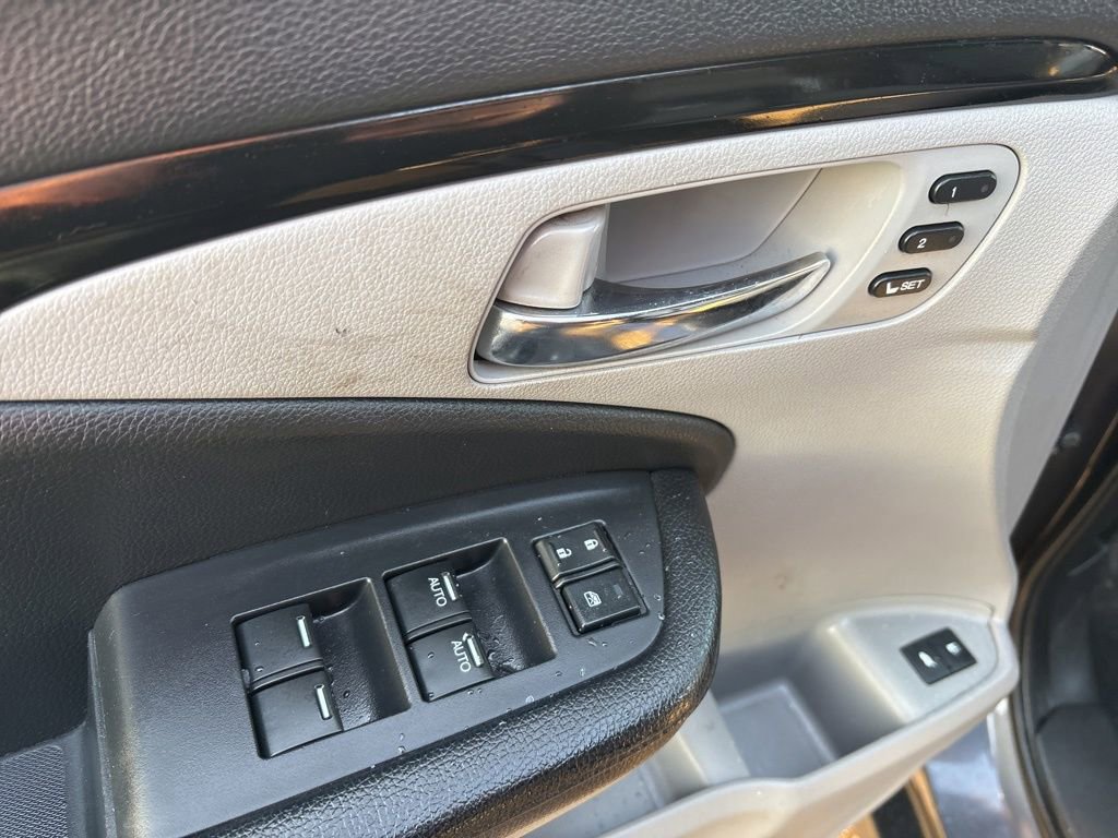 Used 2017 Honda Pilot Touring image 18